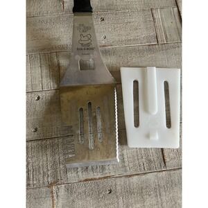The Pampered Chef‎ Bar-B-Boss BBQ Spatula Grill Tool Bottle Opener